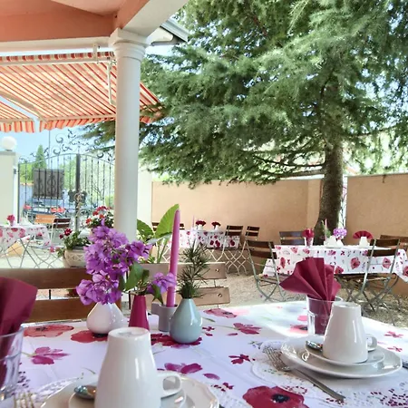 Vera 2 Hotell Fažana