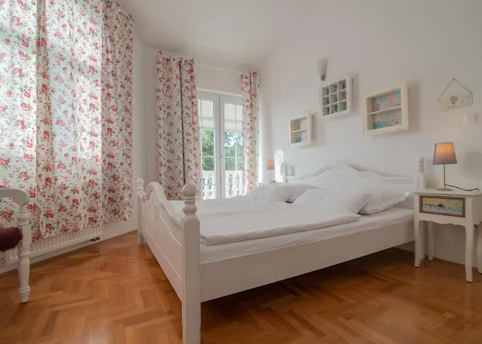 Vera 2 Hotel