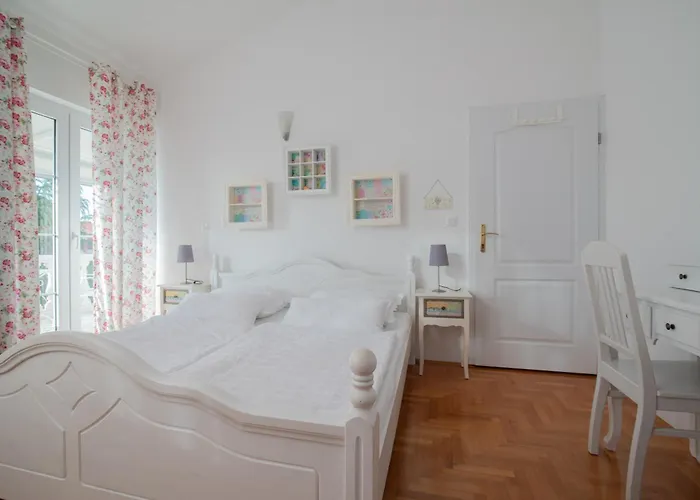 Hotel Vera 2 4*