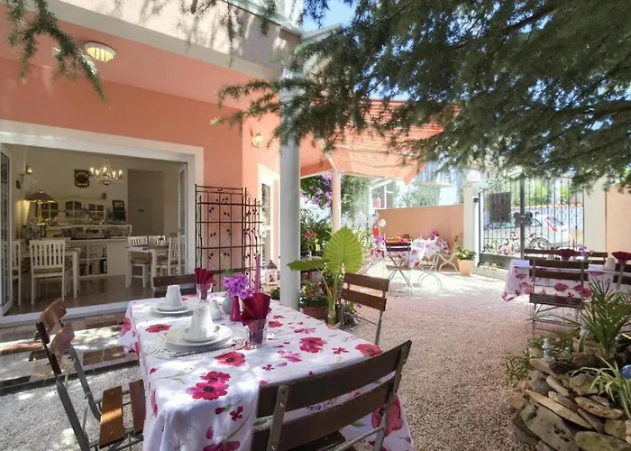 Hotel Vera 2 4*