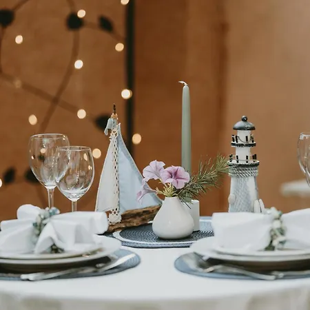 Vera 2 Hotel 4*