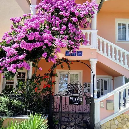 Vera 2 Hotel 4*